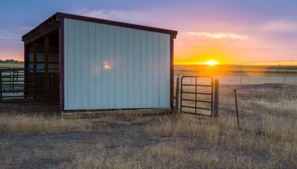 Pole Building Siding Service in Little Elm