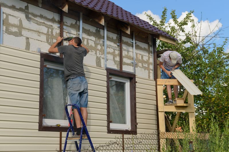 Professional Siding Experts at Work